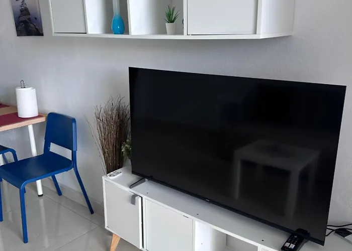 Cozy 1bd * 洛斯克里斯蒂亚诺斯